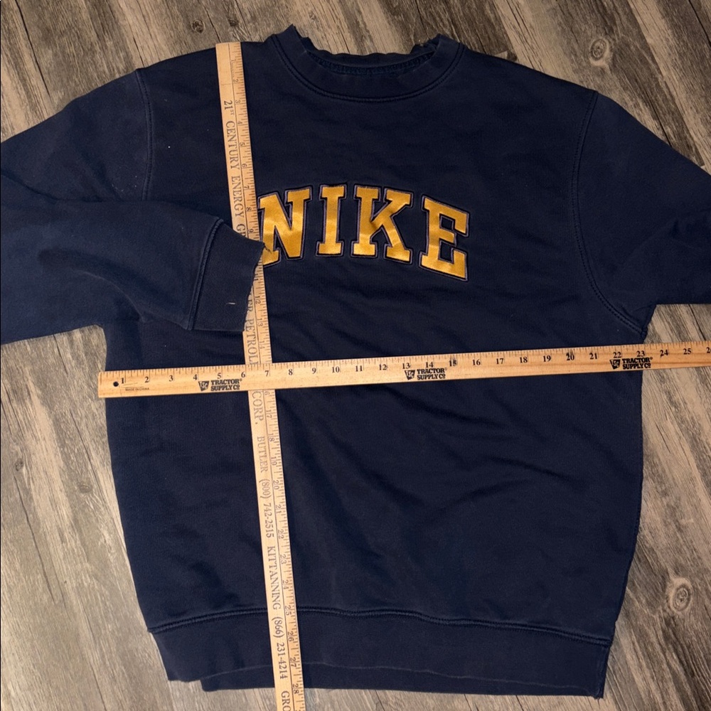 Vintage 90s Nike Men’s L Spellout Embroidered Sweatshirt Blue Pullover - Picture 3 of 5